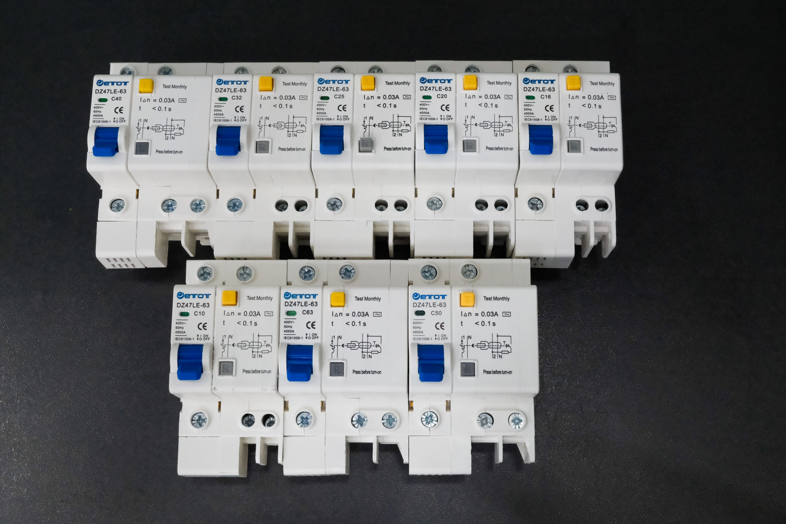 Aptomat DZ47‑63 1P bảo vệ chống ngắn mạch quá tải chính hãng - ETOT