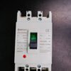 Aptomat ETME-63L3300 bảo vệ chống ngắn mạch quá tải chính hãng  - ETOT